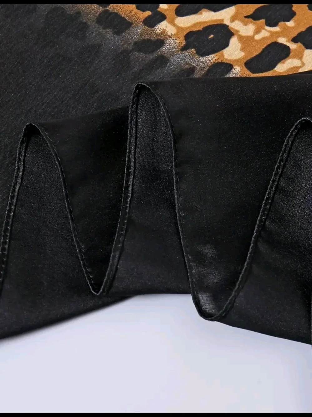 Leopard Print  Scarf - Black/Tan 70.9